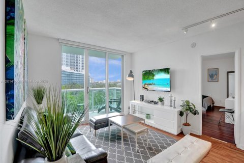 Condominio en venta en Hollywood, Florida, 2 dormitorios, 109.25 m2 № 2076193 - foto 6