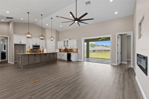 Villa ou maison à vendre à Dunnellon, Floride: 4 chambres, 199.65 m2 № 1689779 - photo 9