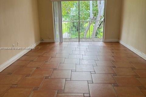 Снять в аренду кондоминиум в Майами, Флорида 2 спальни, 67.82м2, № 1944612 - фото 14