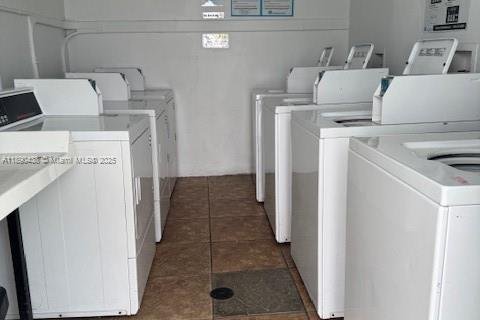 Снять в аренду кондоминиум в Майами, Флорида 2 спальни, 67.82м2, № 1944612 - фото 22