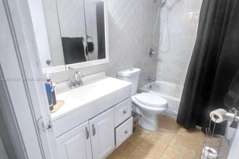 Touwnhouse à louer à Lake Worth, Floride: 2 chambres, 83.61 m2 № 2173579 - photo 14