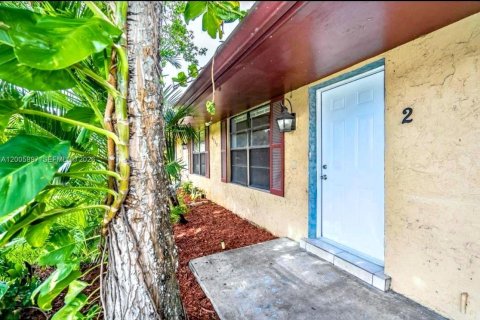 Touwnhouse à Lake Worth, Floride 2 chambres, 83.61 m2 № 2173579
