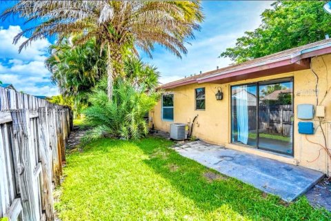 Touwnhouse à louer à Lake Worth, Floride: 2 chambres, 83.61 m2 № 2173579 - photo 15
