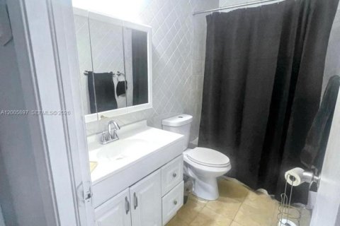 Touwnhouse à louer à Lake Worth, Floride: 2 chambres, 83.61 m2 № 2173579 - photo 6