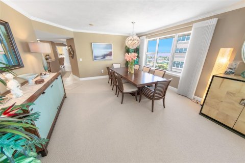 Condo in Daytona Beach, Florida, 3 bedrooms № 2152350 - photo 15