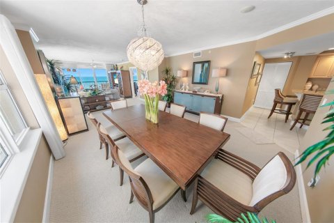 Condo in Daytona Beach, Florida, 3 bedrooms № 2152350 - photo 17