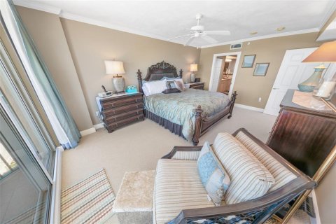 Condo in Daytona Beach, Florida, 3 bedrooms № 2152350 - photo 24