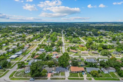 Casa en venta en Deltona, Florida, 4 dormitorios, 153.29 m2 № 1916195 - foto 22