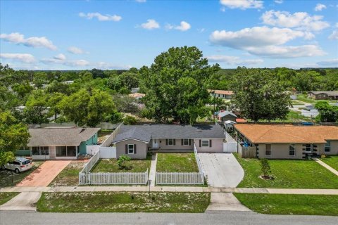 Casa en venta en Deltona, Florida, 4 dormitorios, 153.29 m2 № 1916195 - foto 2