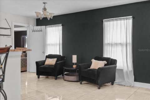 Casa en venta en Deltona, Florida, 4 dormitorios, 153.29 m2 № 1916195 - foto 9