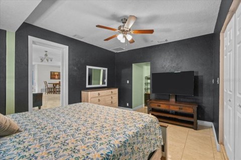 Casa en venta en Deltona, Florida, 4 dormitorios, 153.29 m2 № 1916195 - foto 10