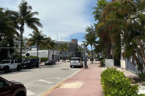 Copropriété à louer à Miami Beach, Floride: 40.88 m2 № 1979419 - photo 4