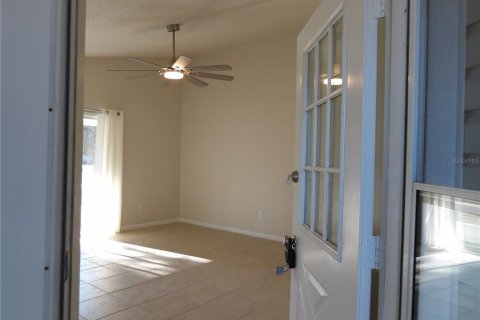 Appartement à louer à Palm Coast, Floride: 3 chambres, 101.54 m2 № 2097219 - photo 2