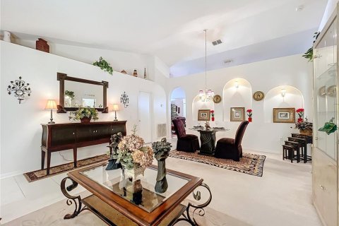 House in Leesburg, Florida 4 bedrooms, 197.79 sq.m. № 1734502 - photo 5