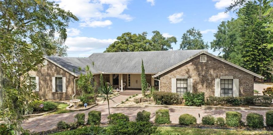 Villa ou maison à Maitland, Floride 4 chambres, 348.76 m2 № 2122898