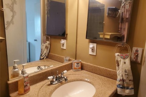 Copropriété à vendre à Seminole, Floride: 3 chambres, 102.19 m2 № 2210828 - photo 12