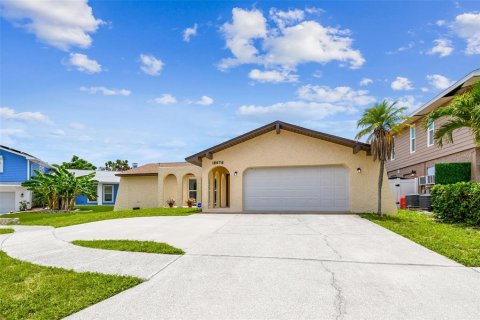 Casa en venta en Seminole, Florida, 3 dormitorios, 150.69 m2 № 1801574 - foto 1