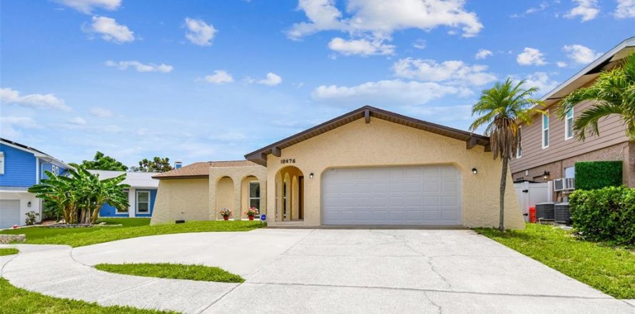 Casa en Seminole, Florida 3 dormitorios, 150.69 m2 № 1801574