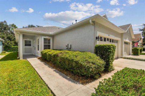 House in Apollo Beach, Florida 2 bedrooms, 123.37 sq.m. № 1394185 - photo 1