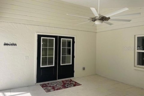 House in Venice, Florida 3 bedrooms, 168.52 sq.m. № 1222389 - photo 1