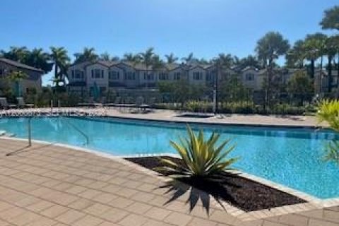 Touwnhouse à louer à Homestead, Floride: 3 chambres, 124.02 m2 № 2244076 - photo 21