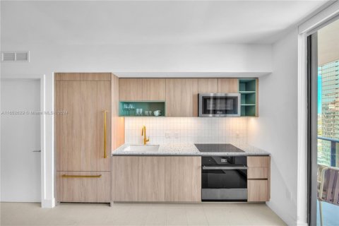 Copropriété à vendre à Miami, Floride: 2 chambres, 99.59 m2 № 1934547 - photo 6