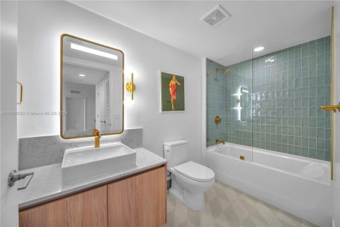 Copropriété à vendre à Miami, Floride: 2 chambres, 99.59 m2 № 1934547 - photo 16
