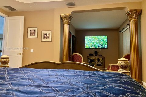 Casa en venta en Miramar, Florida, 6 dormitorios, 355.82 m2 № 2029631 - foto 30