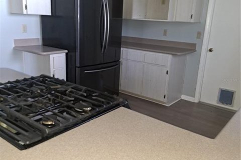 House in Leesburg, Florida 2 bedrooms, 121.33 sq.m. № 2165966 - photo 6