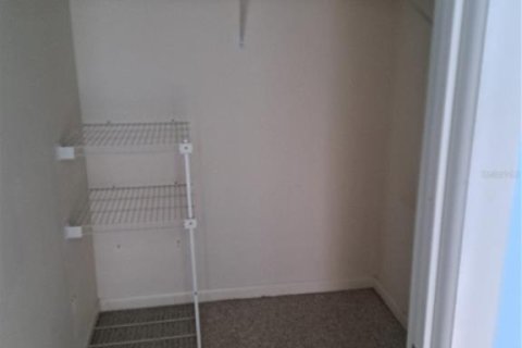 House in Leesburg, Florida 2 bedrooms, 121.33 sq.m. № 2165966 - photo 10