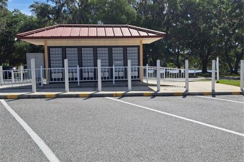 House in Leesburg, Florida 2 bedrooms, 121.33 sq.m. № 2165966 - photo 29