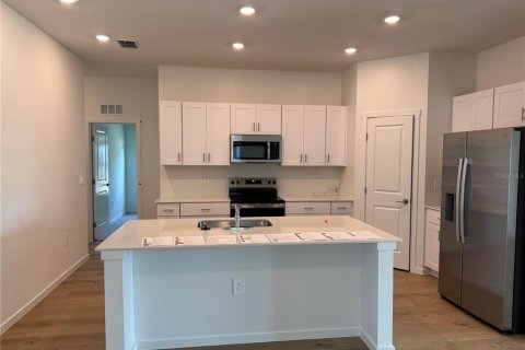 Villa ou maison à louer à Parrish, Floride: 4 chambres, 173.73 m2 № 2387601 - photo 3