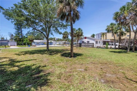 Terreno en venta en Saint Pete Beach, Florida № 1782593 - foto 8