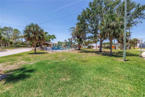 Terreno en venta en Saint Pete Beach, Florida № 1782593 - foto 9