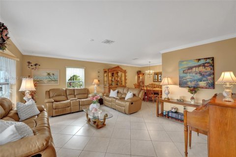 Villa ou maison à vendre à Dania Beach, Floride: 4 chambres, 157.93 m2 № 2003715 - photo 15