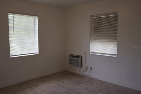 Купить виллу или дом в Делтона, Флорида 11 комнат, 118.36м2, № 1823356 - фото 12