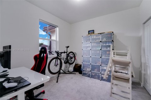 Adosado en venta en Miami, Florida, 3 dormitorios, 137.77 m2 № 1986140 - foto 14