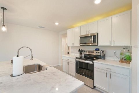 Casa en venta en Parrish, Florida, 4 dormitorios, 169.73 m2 № 1914607 - foto 10