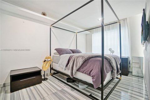 Condo in Miami Beach, Florida, 1 bedroom № 2076649 - photo 7