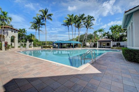 Casa en alquiler en Boca Raton, Florida, 5 dormitorios, 306.67 m2 № 1142506 - foto 1
