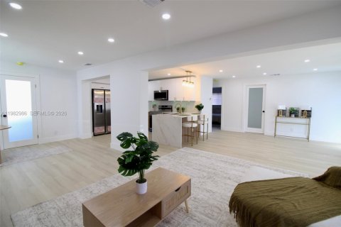 House in Pompano Beach, Florida 3 bedrooms, 132.39 sq.m. № 2049846 - photo 26