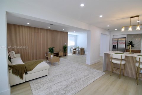 House in Pompano Beach, Florida 3 bedrooms, 132.39 sq.m. № 2049846 - photo 29