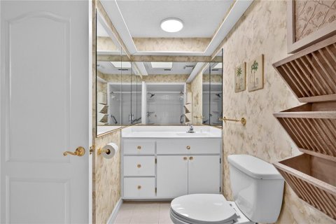 Duplex in Ormond Beach, Florida 4 bedrooms, 245.26 sq.m. № 2199625 - photo 23