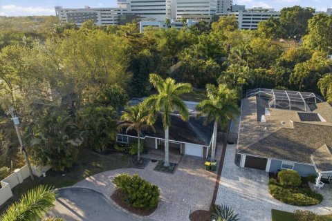 House in Sarasota, Florida 2 bedrooms, 101.36 sq.m. № 2210826 - photo 8