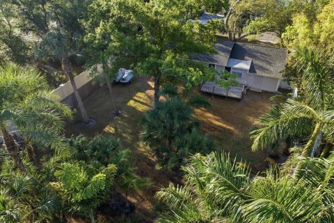 House in Sarasota, Florida 2 bedrooms, 101.36 sq.m. № 2210826 - photo 11