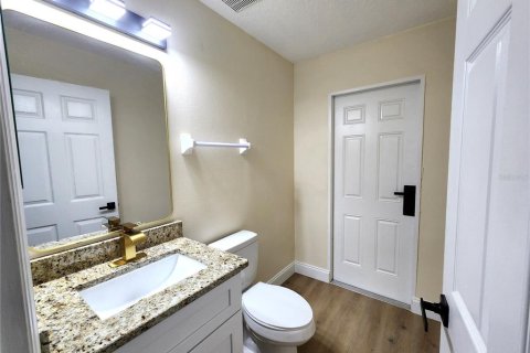 House in Apopka, Florida 4 bedrooms, 142.23 sq.m. № 1612778 - photo 22