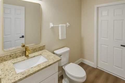 House in Apopka, Florida 4 bedrooms, 142.23 sq.m. № 1612778 - photo 21