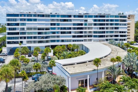Condo in South Palm Beach, Florida, 1 bedroom  № 2191080 - photo 18