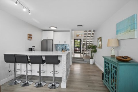 Condo in South Palm Beach, Florida, 1 bedroom  № 2191080 - photo 9