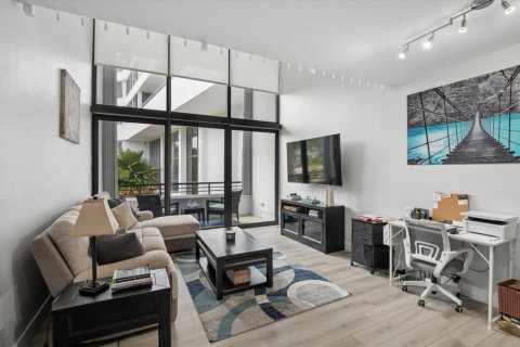 Condo in South Palm Beach, Florida, 1 bedroom  № 2191080 - photo 7